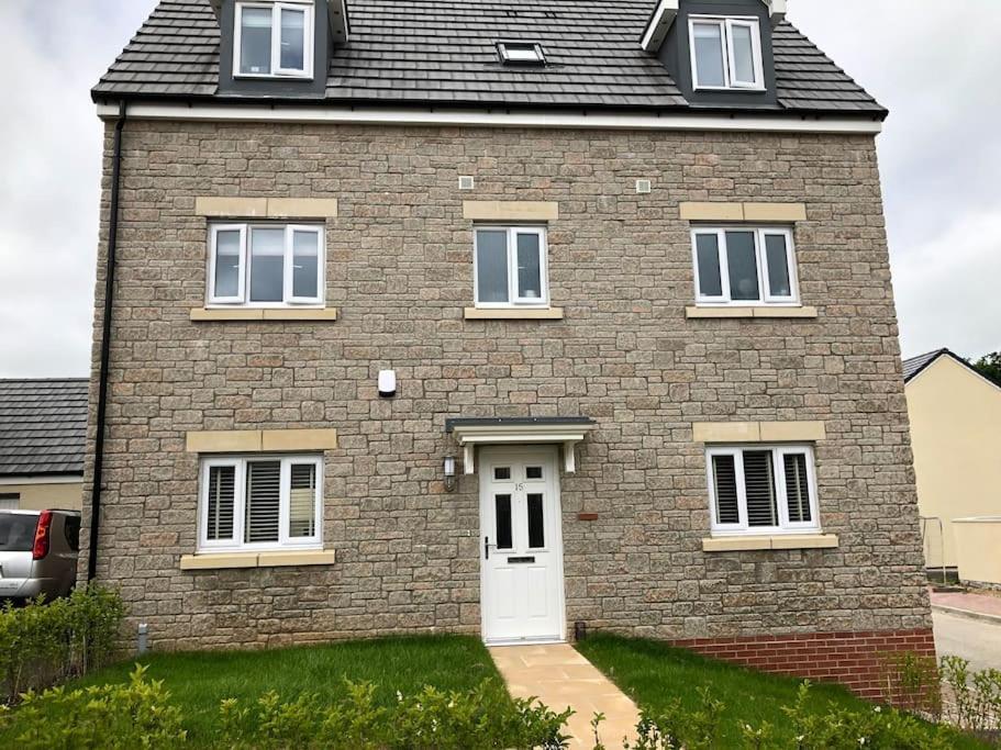 4 Bedroom Luxurious Detached Home Liskeard Extérieur photo